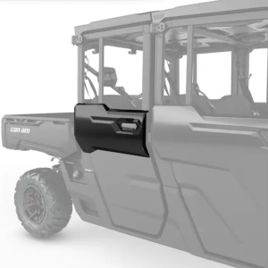 Панель задней двери правая Traxter