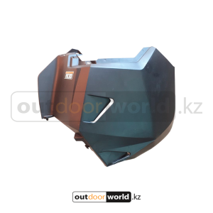 Панель боковая черного цвета (RH)