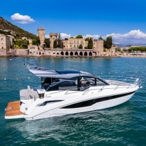 Яхта 425 HTS Galeon