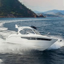Яхта 300 FLY Galeon