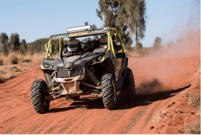 Can-Am титулованный король пустыни на гонке Finke Desert Race 2015