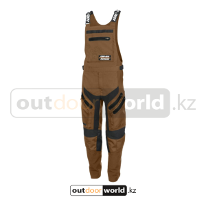 Аяқтары бар жалаңаш киска