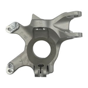 Кулак поворотный передний правый X3