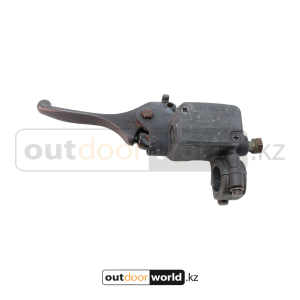 Цилиндр главный тормозной