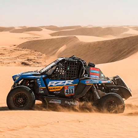 SSV на Rzr Pro R Factory одержал победу в "Дакар" 2025 года с отрывом в два часа