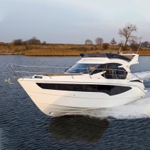 Яхта 360 FLY Galeon