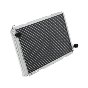 Радиатор системы охлаждения ДВС