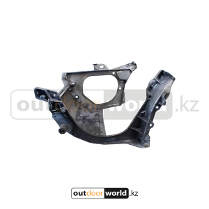 Элемент рамы снегохода несущий