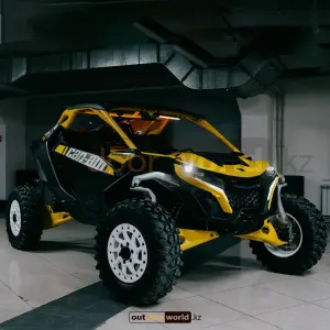 Мотовездеход Can-Am Maverick R X RS SS 999 T Черно-желтый 2024 INT